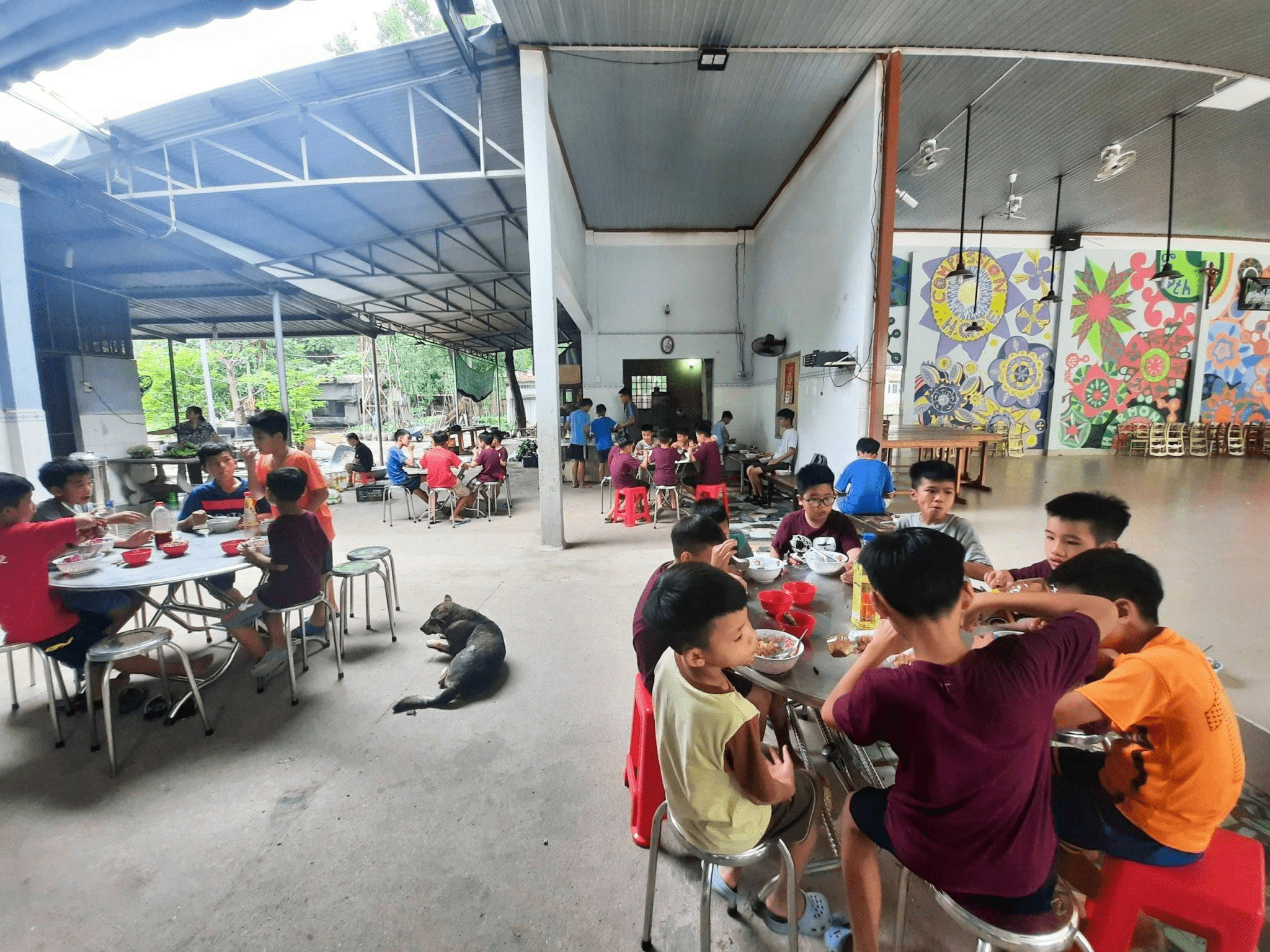 Một ngày cuối tuần ý nghĩa tại cơ sở Cô Nhi Thiên Bình